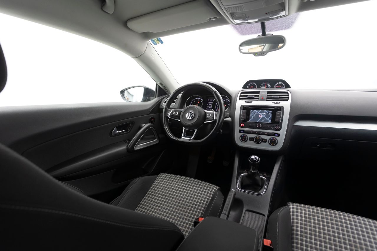 Foto Volkswagen Scirocco 13