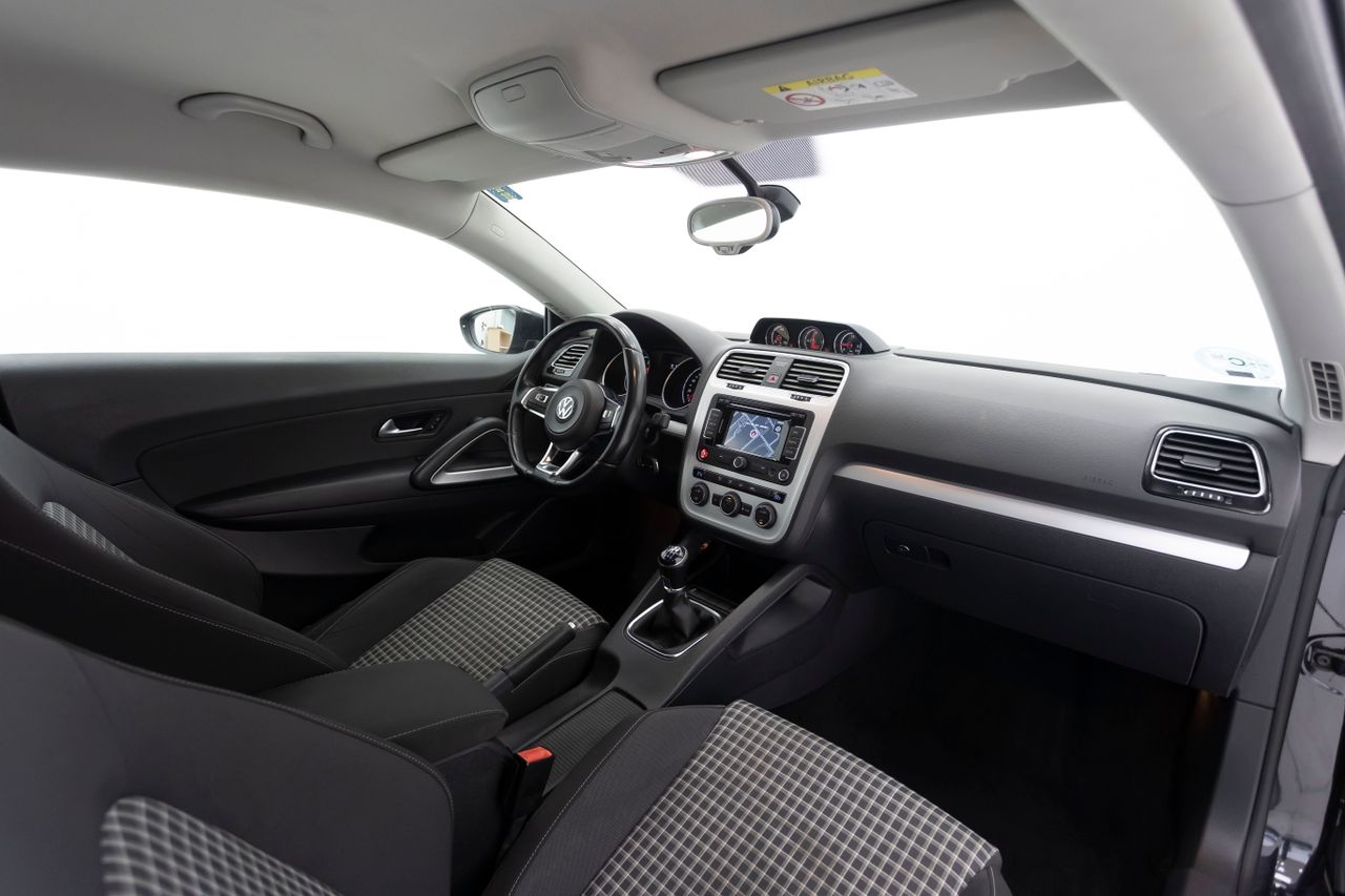 Foto Volkswagen Scirocco 17