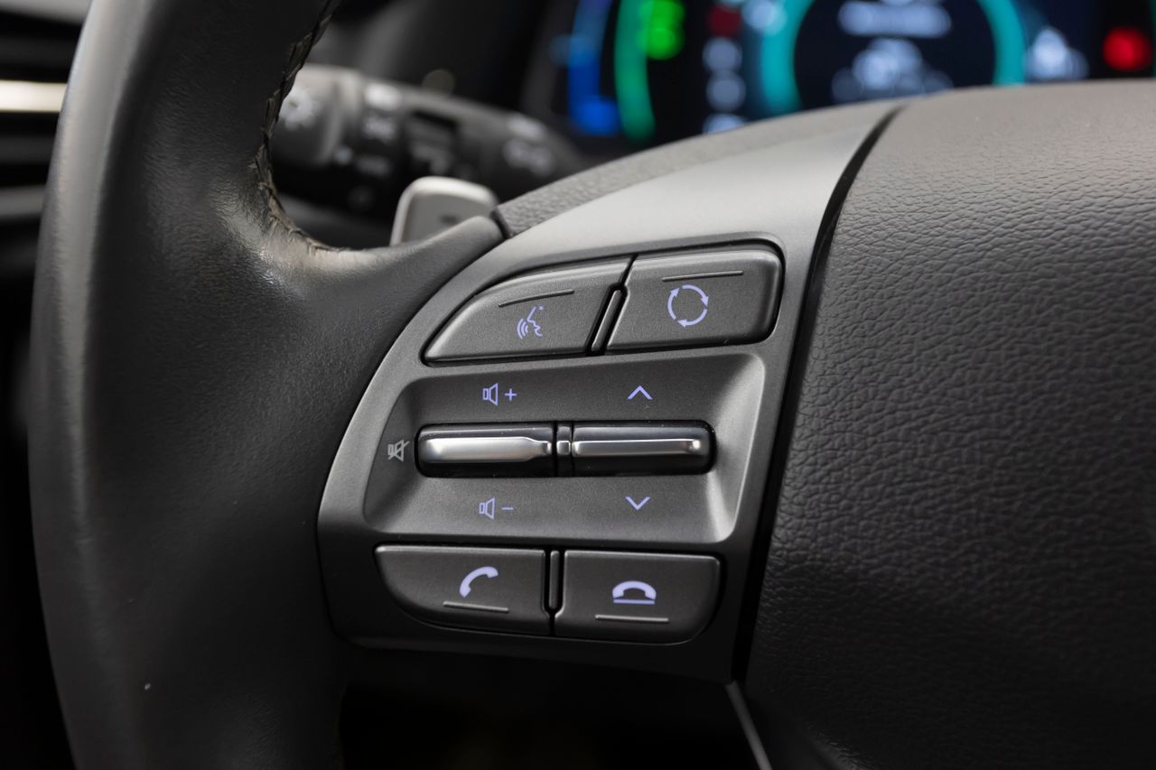 Foto Hyundai IONIQ 33