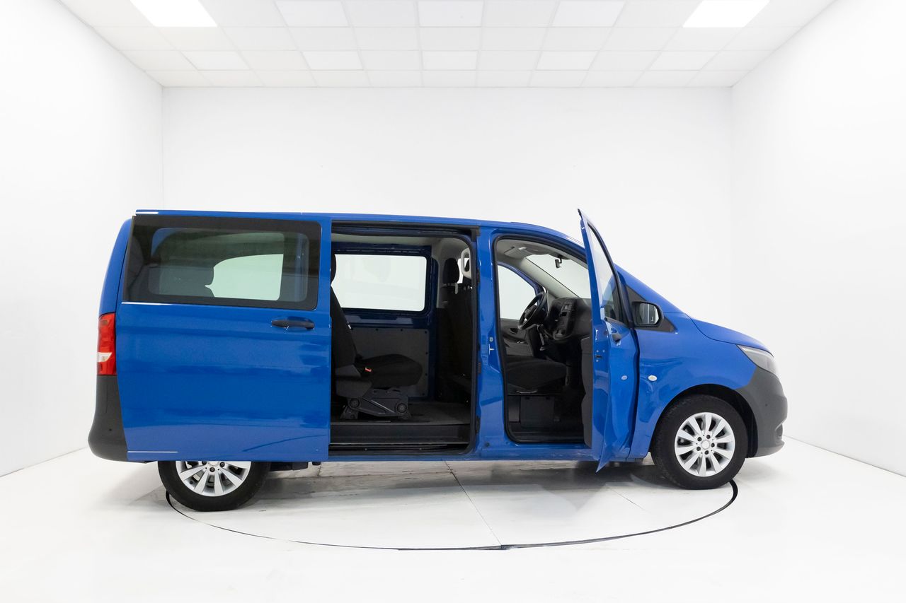Foto Mercedes-Benz Vito 11