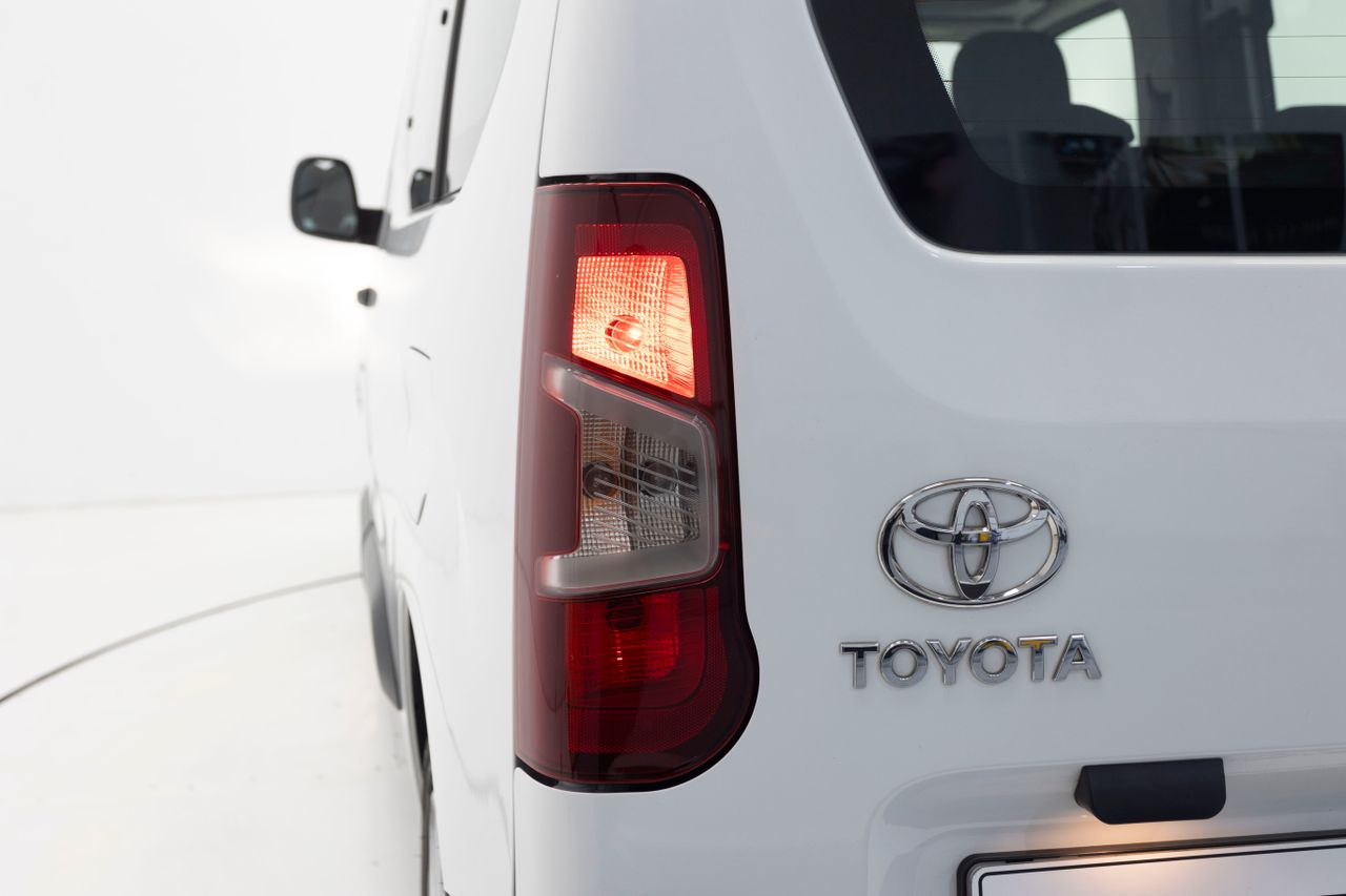 Foto Toyota Proace 29