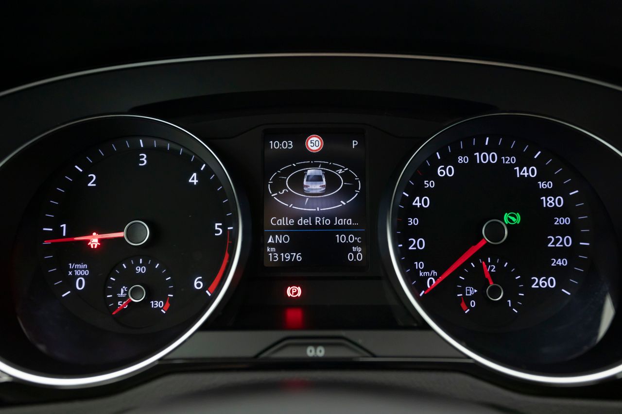 Foto Volkswagen Passat 34
