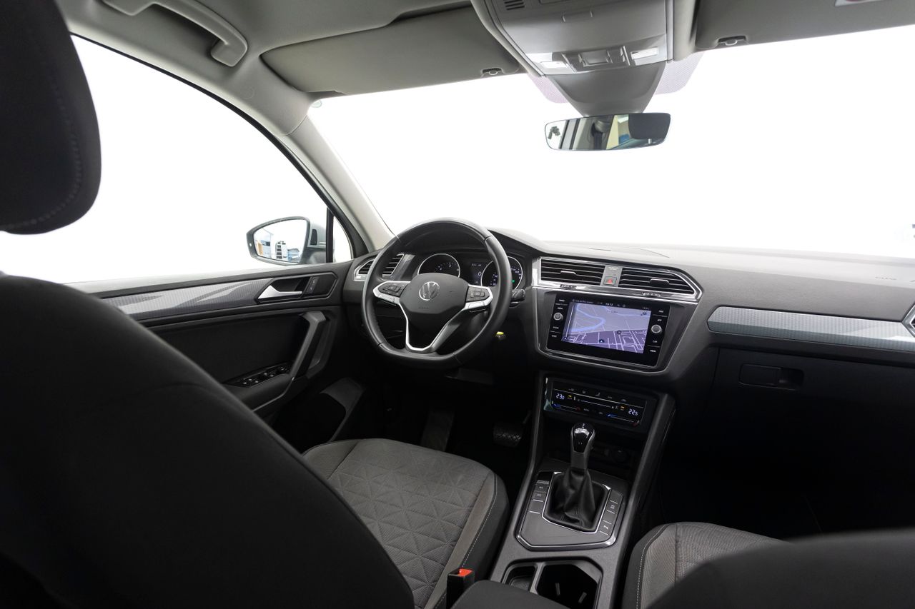 Foto Volkswagen Tiguan 16