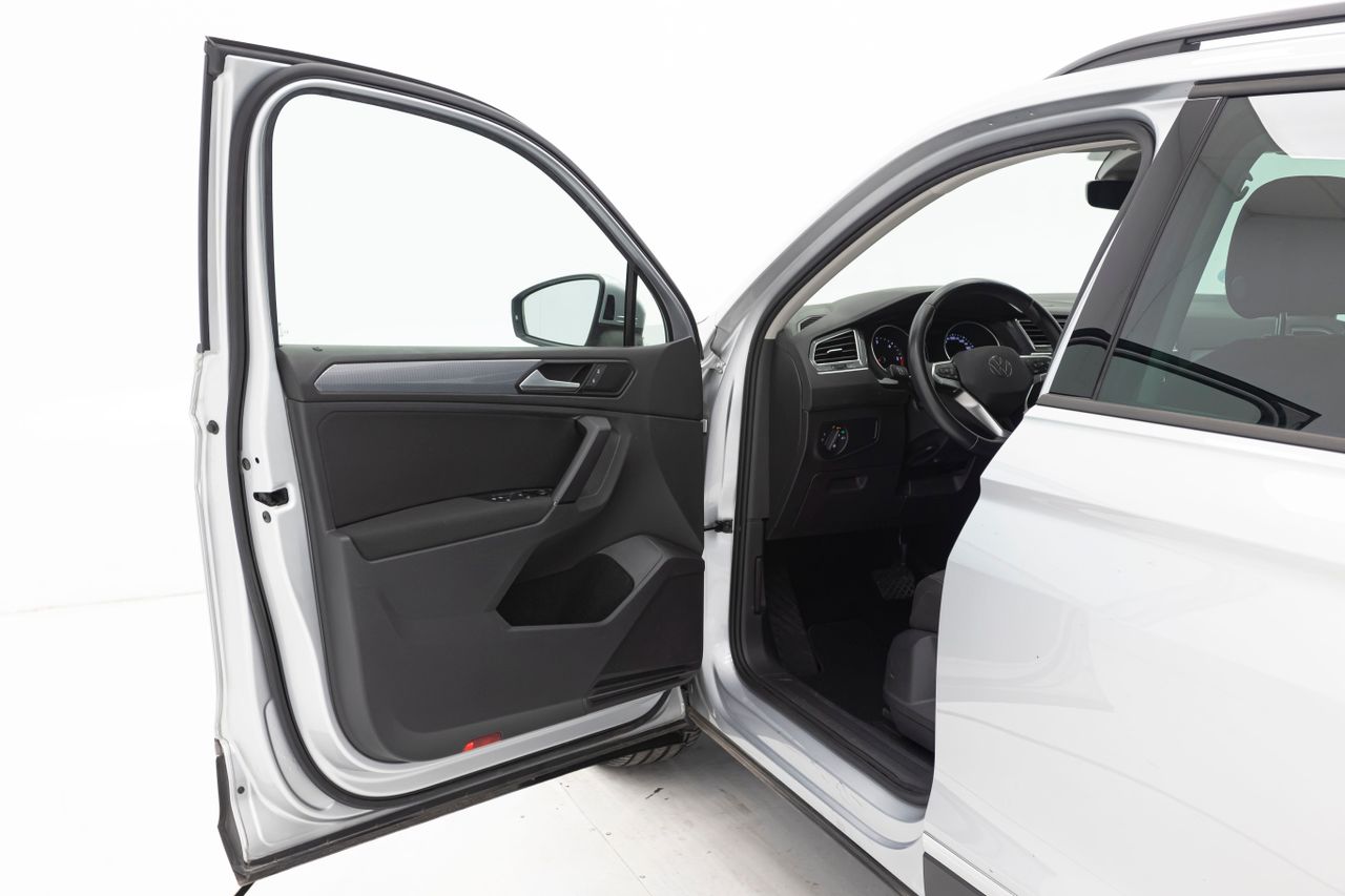 Foto Volkswagen Tiguan 24