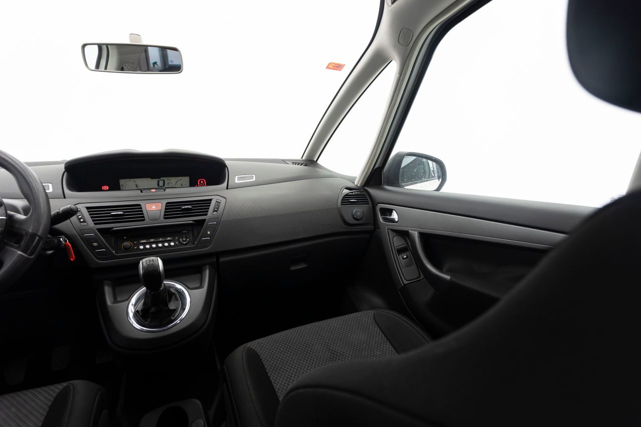 Foto Citroën Grand C4 Picasso 16
