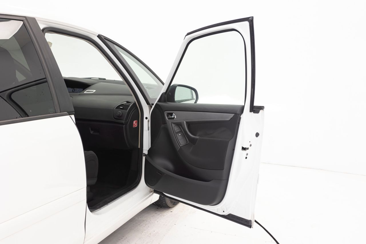 Foto Citroën Grand C4 Picasso 17