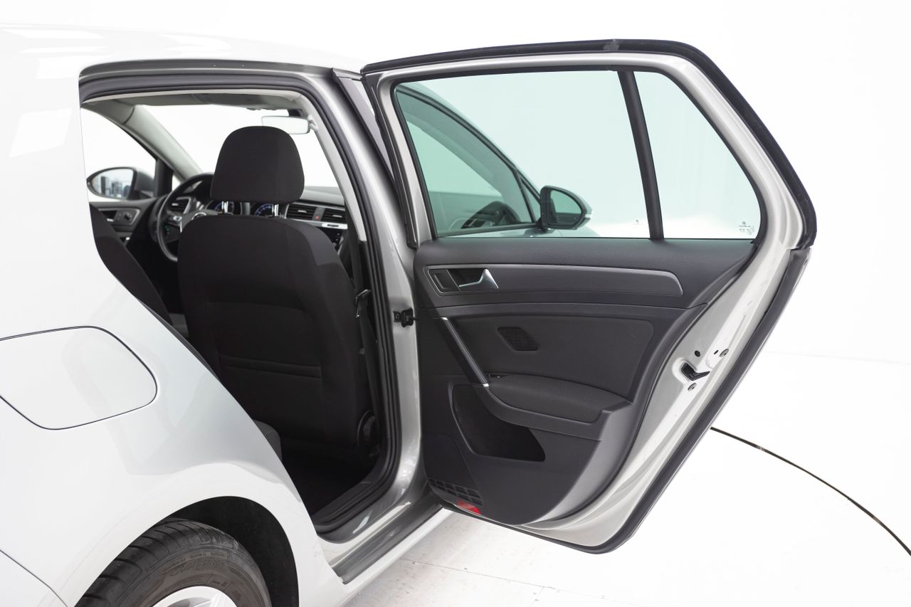Foto Volkswagen Golf 12