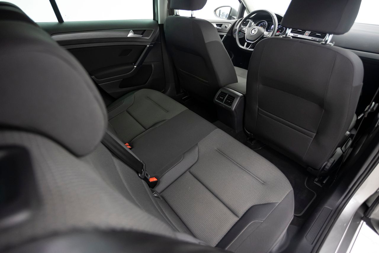 Foto Volkswagen Golf 14