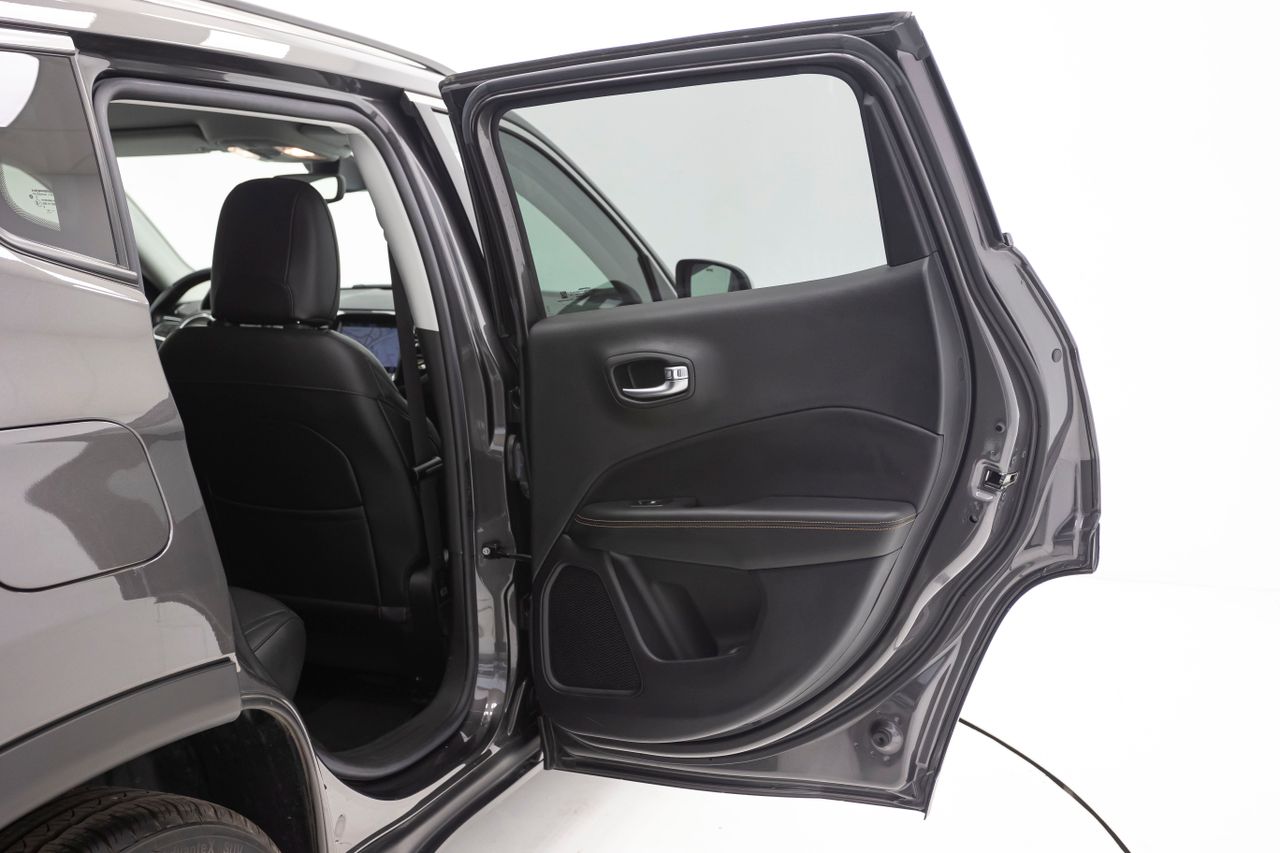 Foto Jeep Compass 13