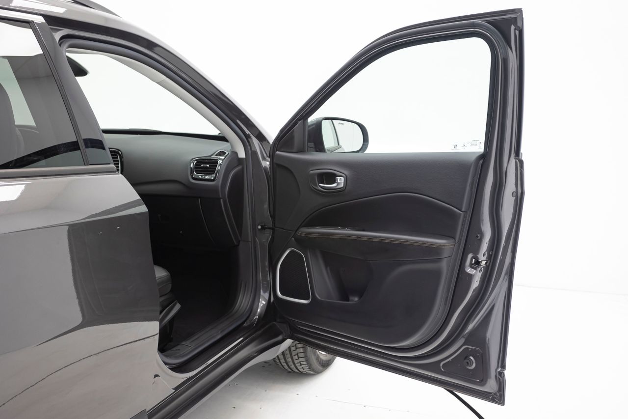 Foto Jeep Compass 21