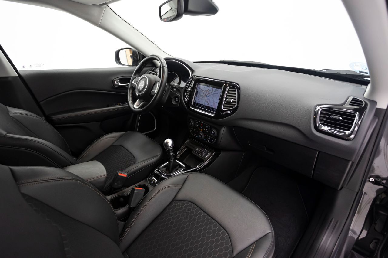Foto Jeep Compass 23
