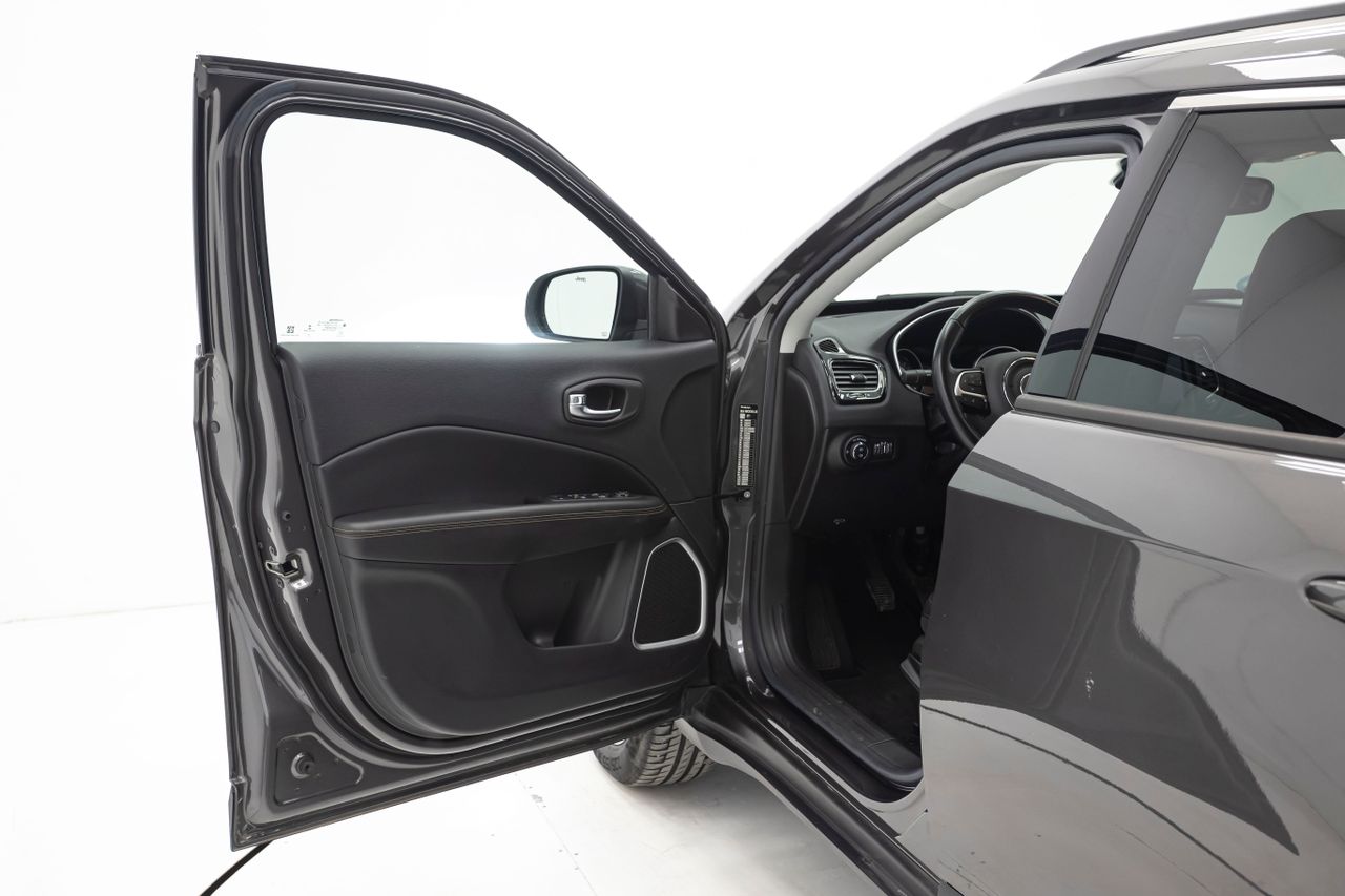 Foto Jeep Compass 26