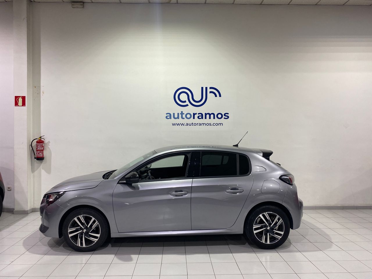 Foto Peugeot 208 5