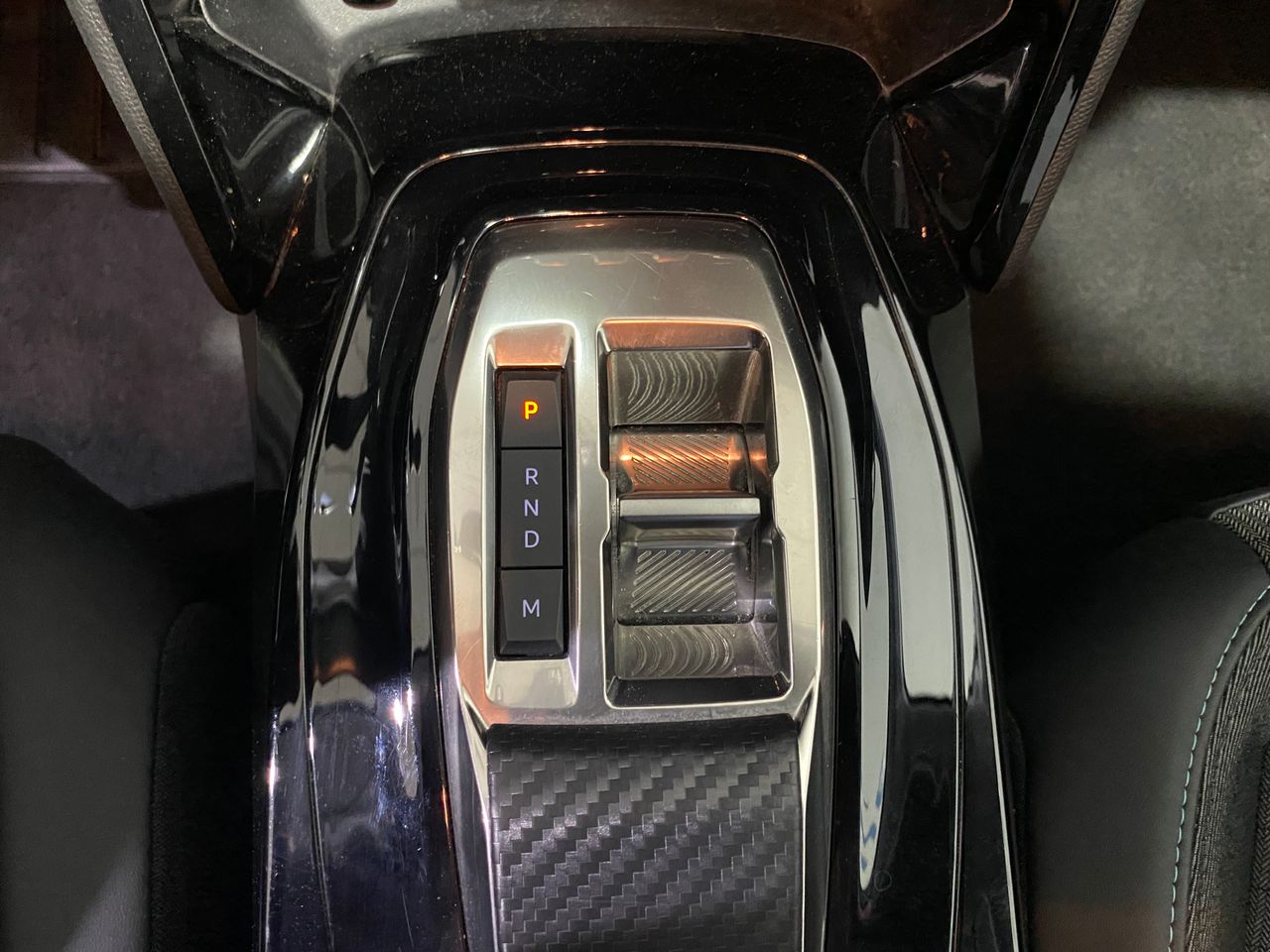 Foto Peugeot 208 16
