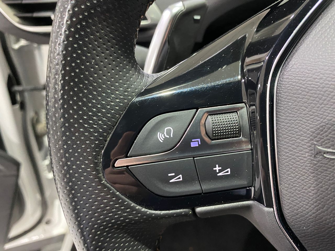 Foto Peugeot 3008 16