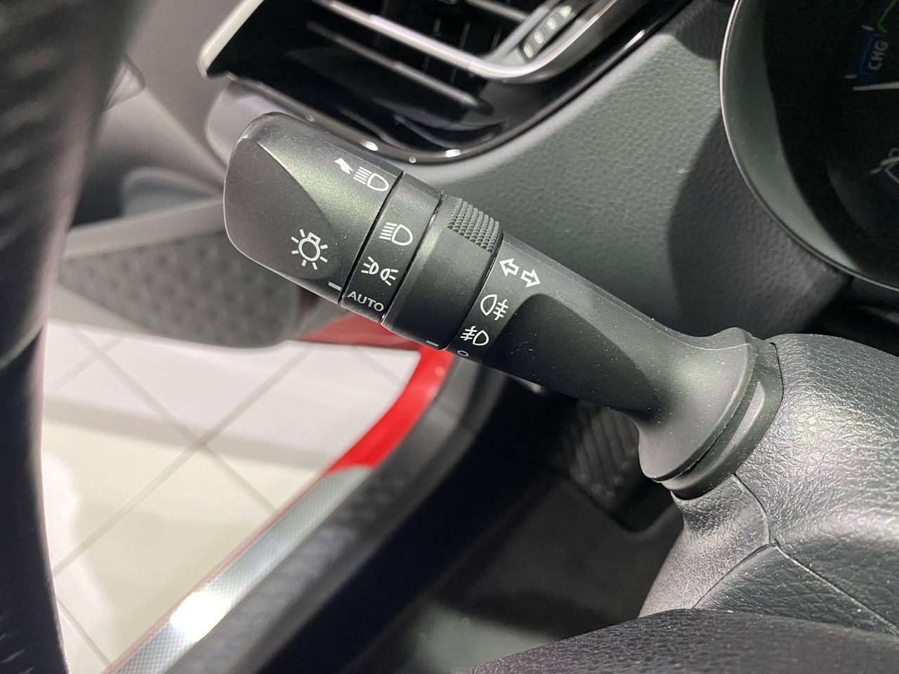 Foto Toyota C-HR 11