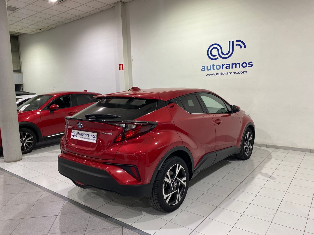 Foto Toyota C-HR 21