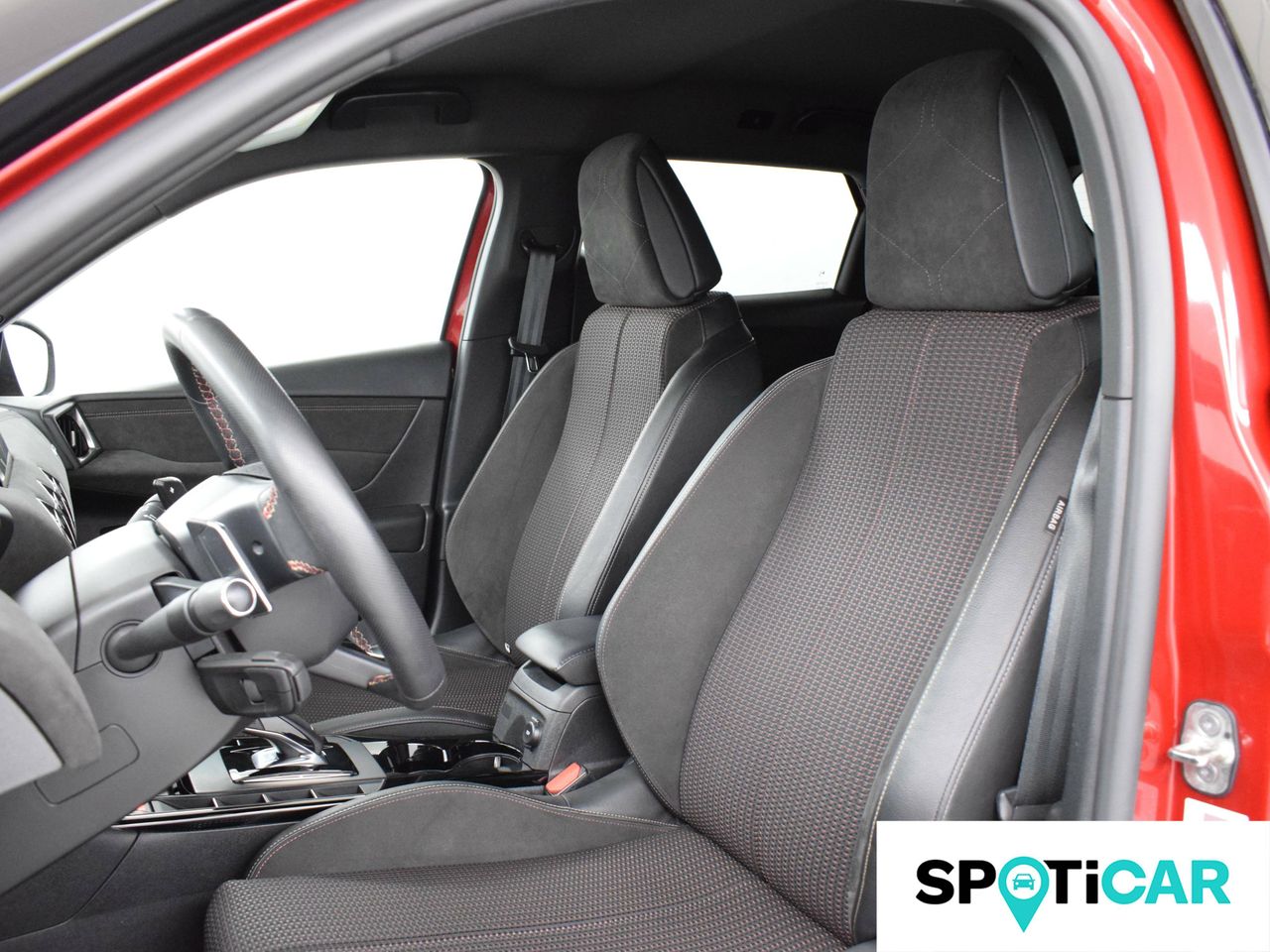 Foto DS Automobiles DS 3 9