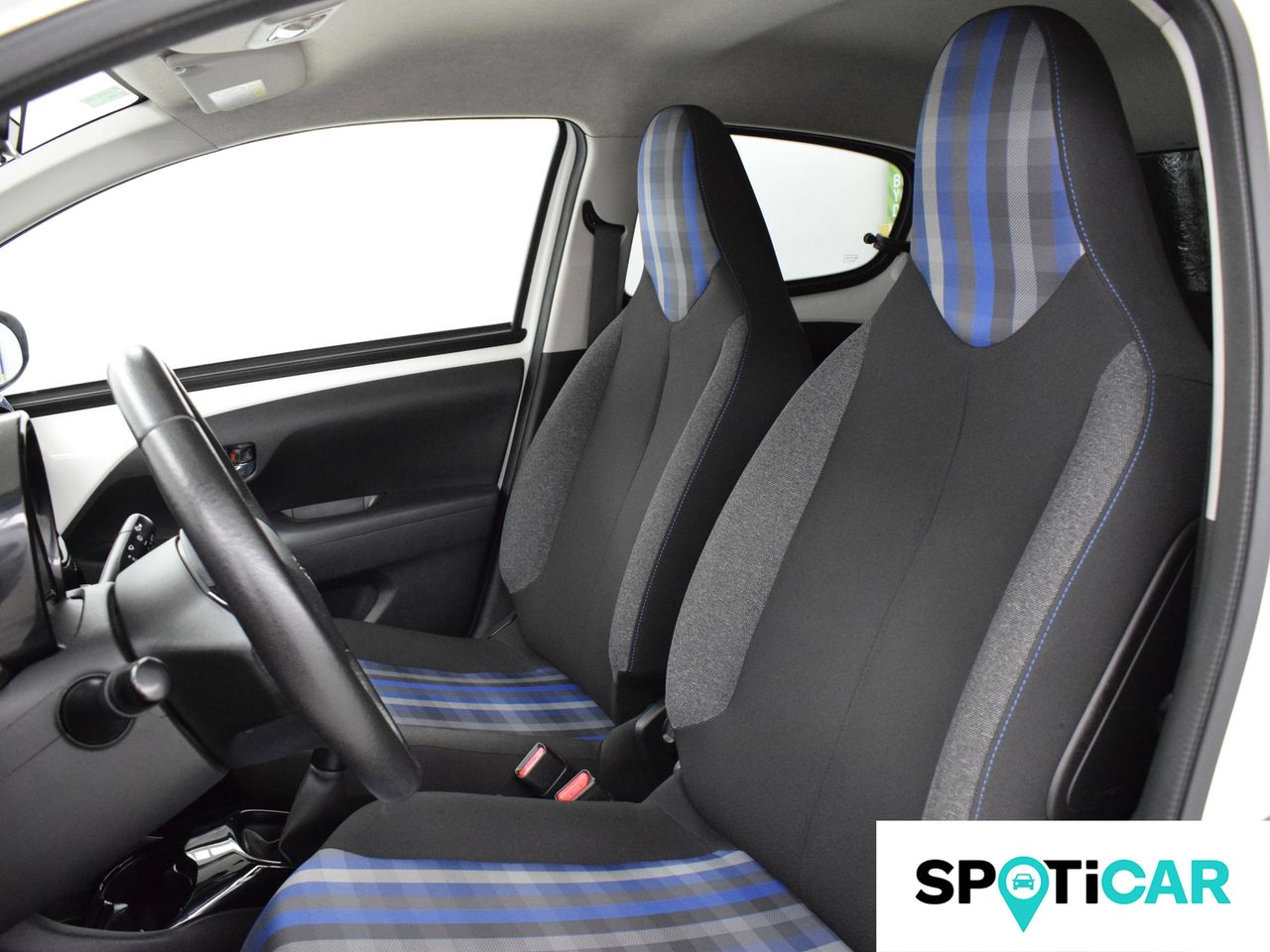 Foto Peugeot 108 9