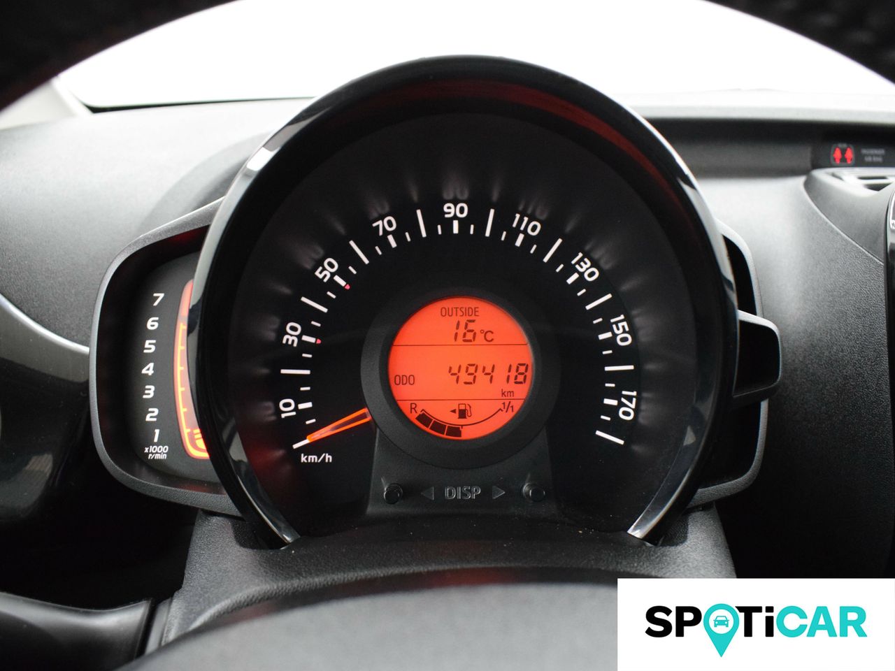 Foto Peugeot 108 16
