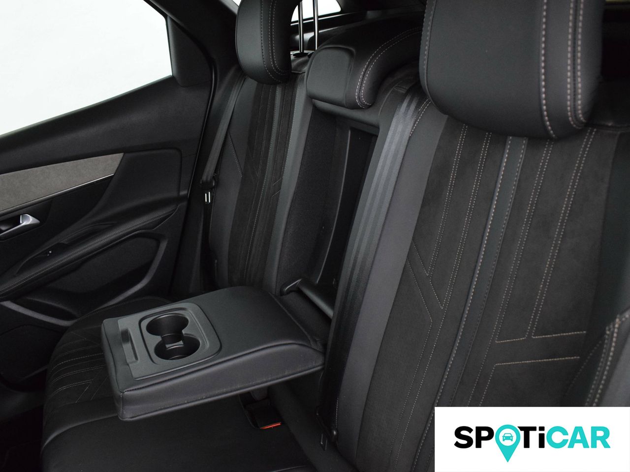 Foto Peugeot 3008 16