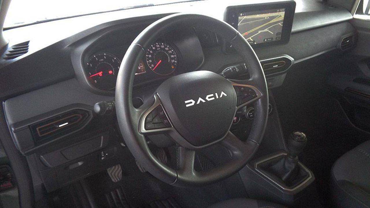 Foto Dacia Jogger 13