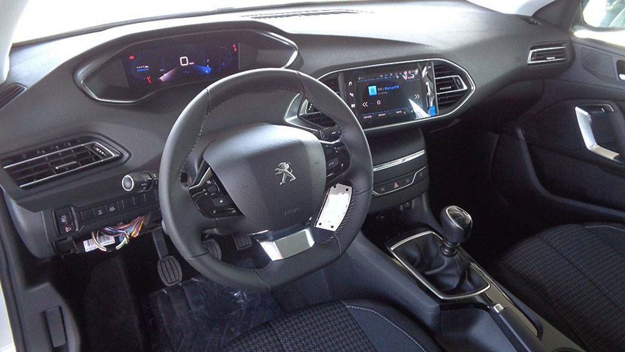 Foto Peugeot 308 13