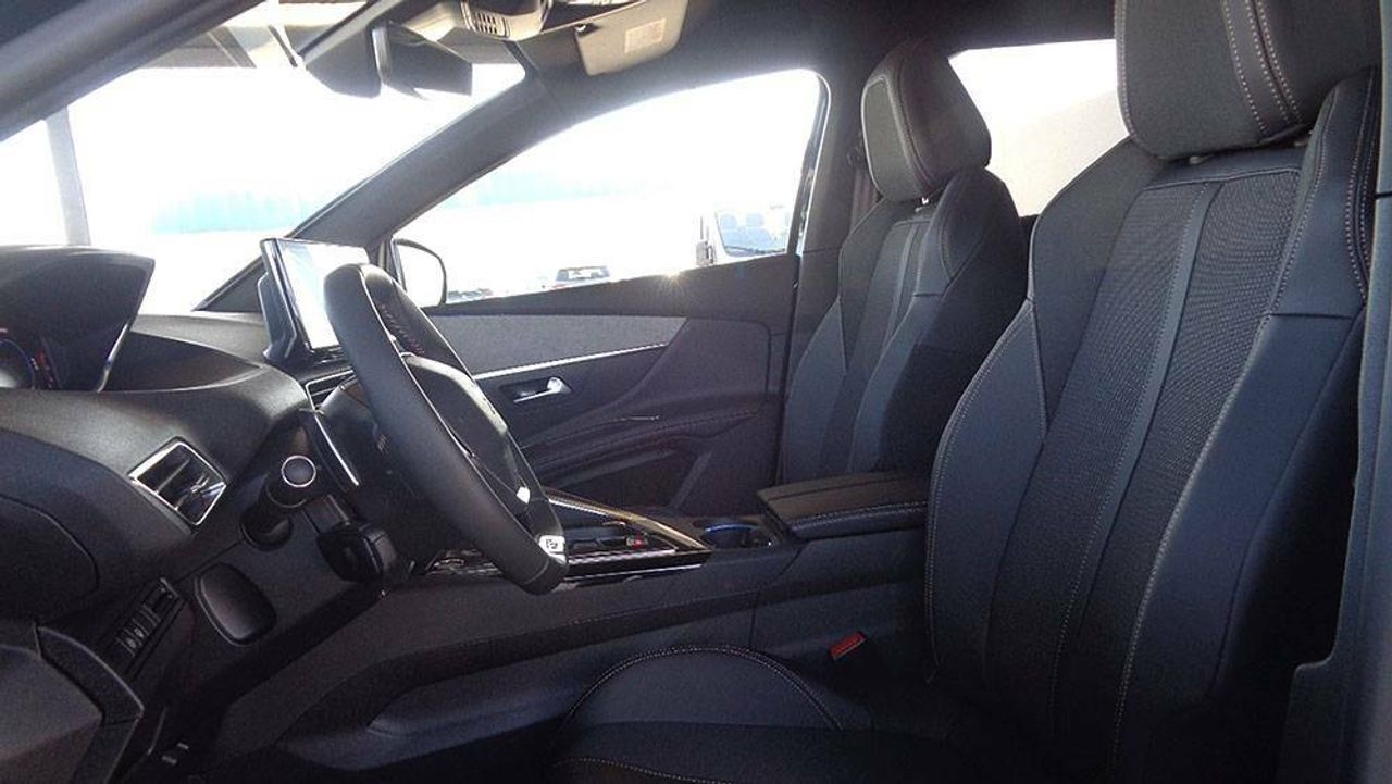 Foto Peugeot 3008 8