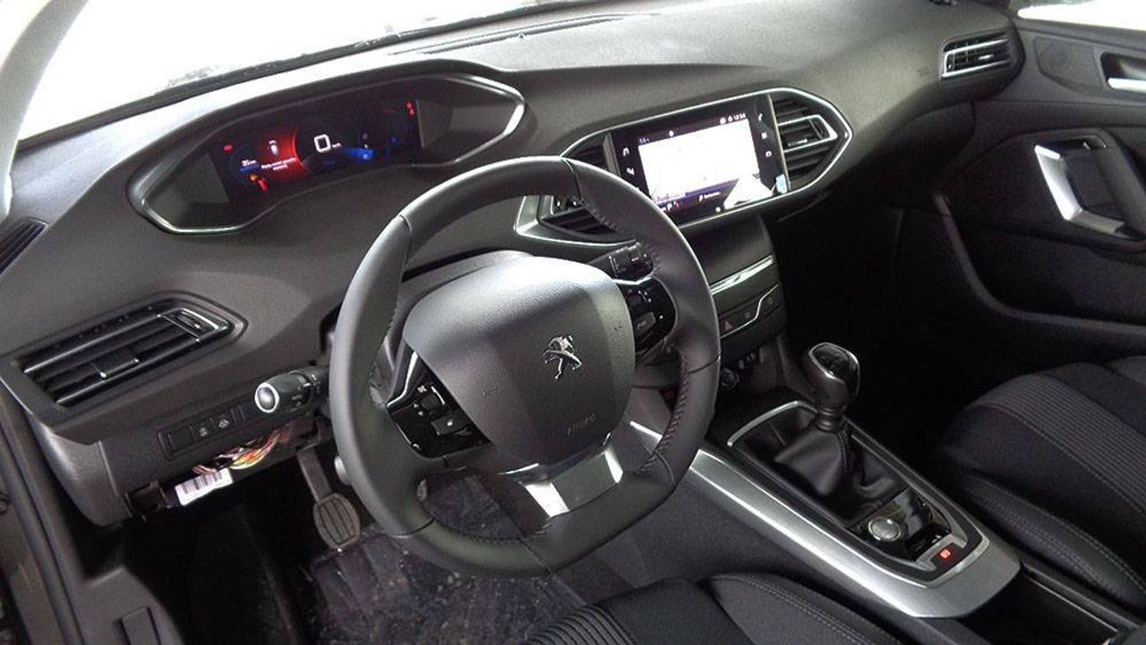 Foto Peugeot 308 9
