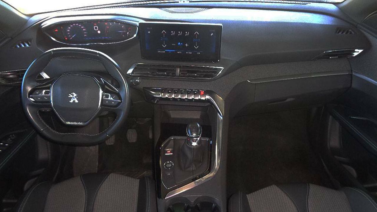 Foto Peugeot 5008 8