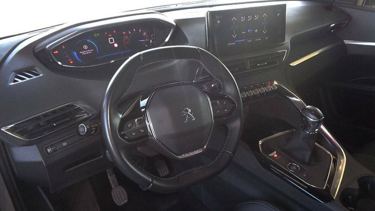 Foto Peugeot 5008 15