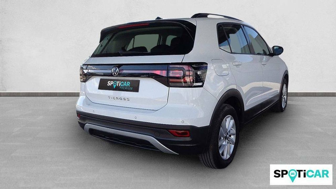 Foto Volkswagen T-Cross 4