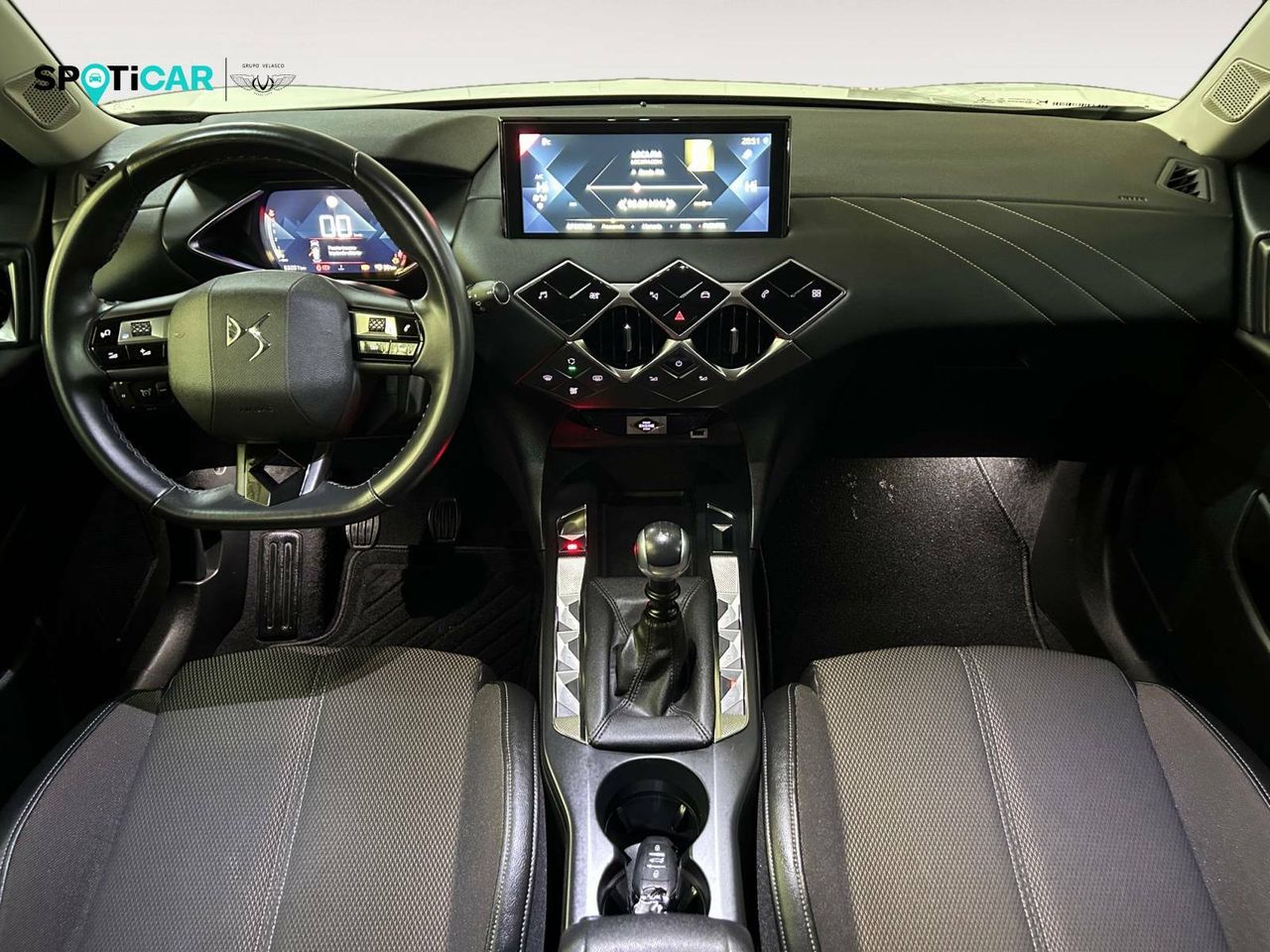 Foto DS Automobiles DS 3 10