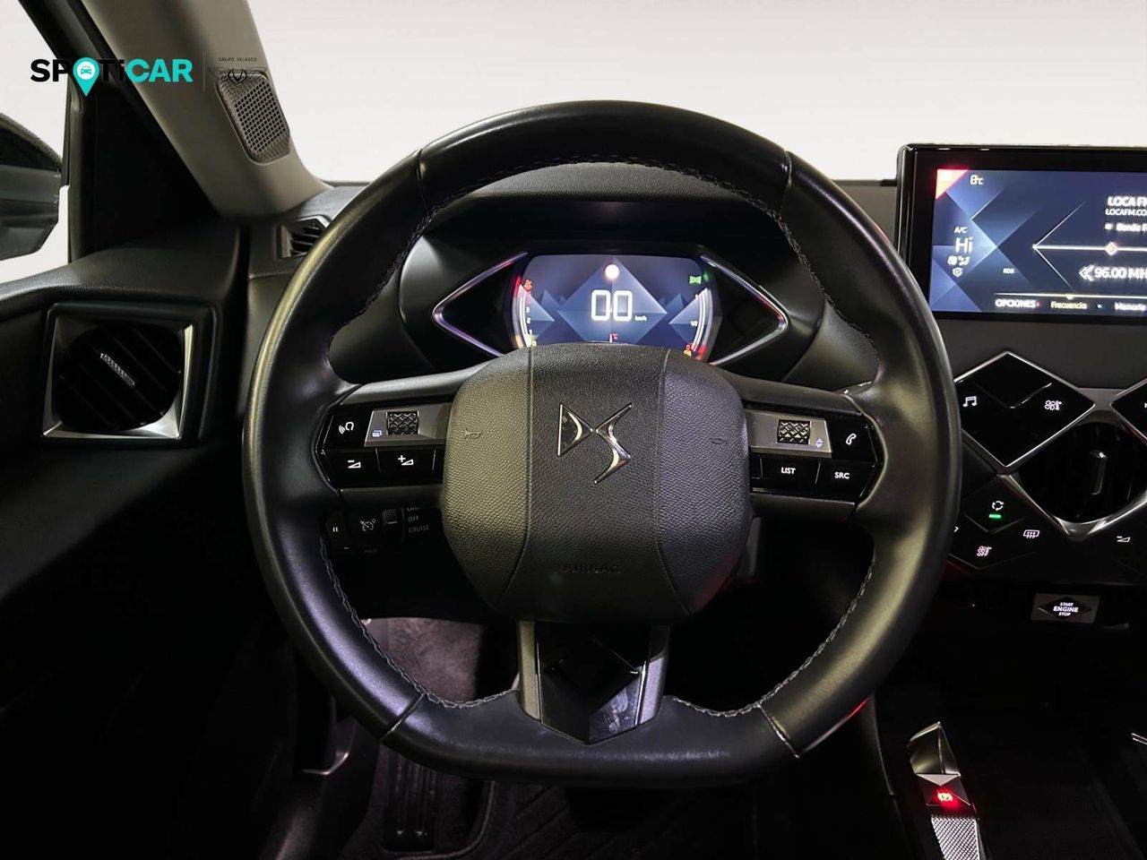Foto DS Automobiles DS 3 12