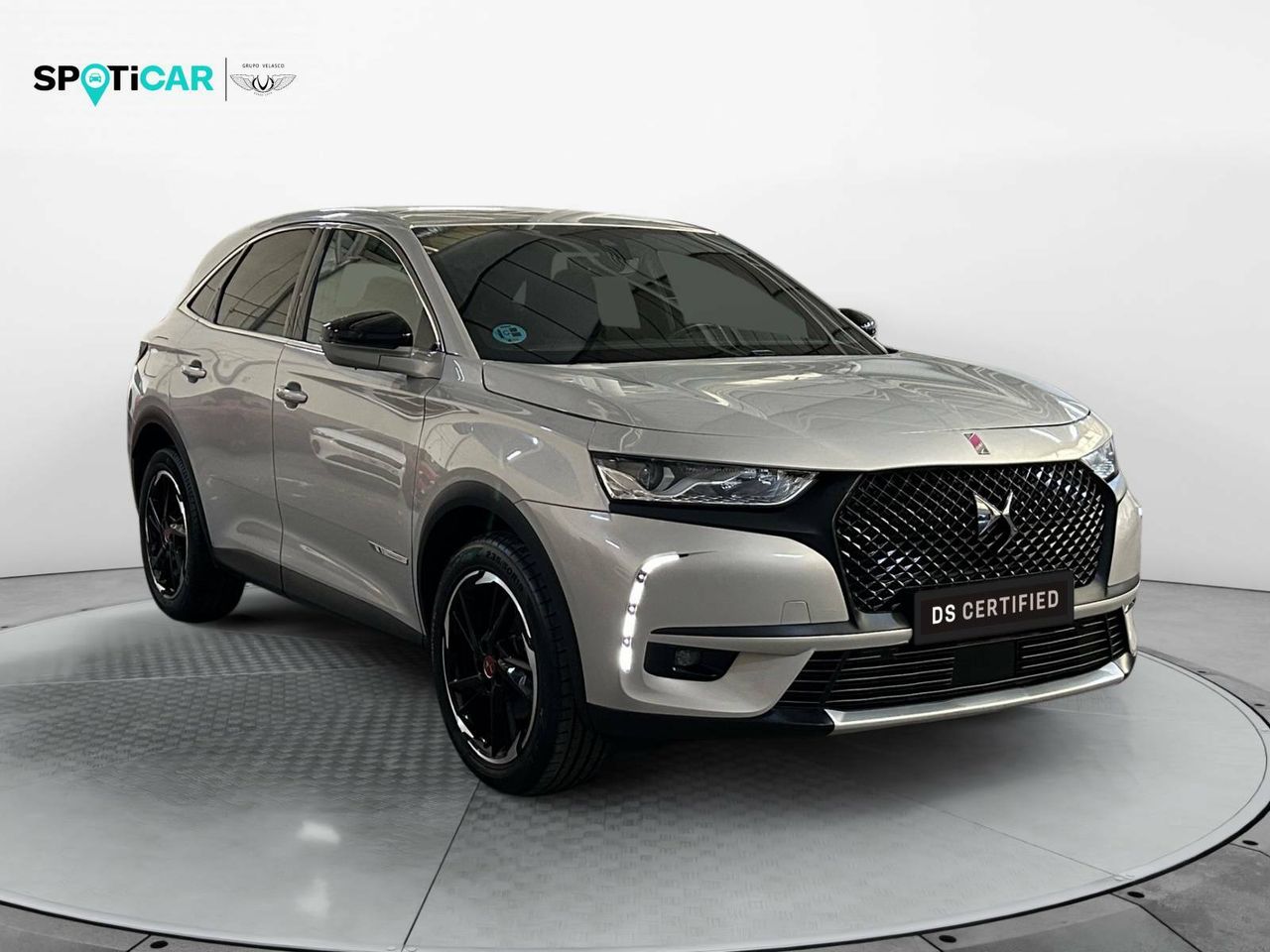 Foto DS Automobiles DS 7 7