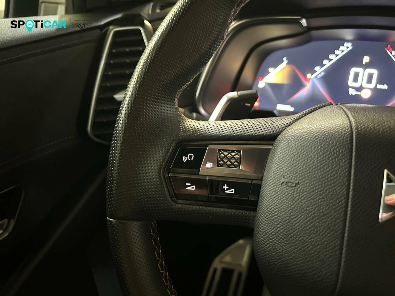 Foto DS Automobiles DS 7 21