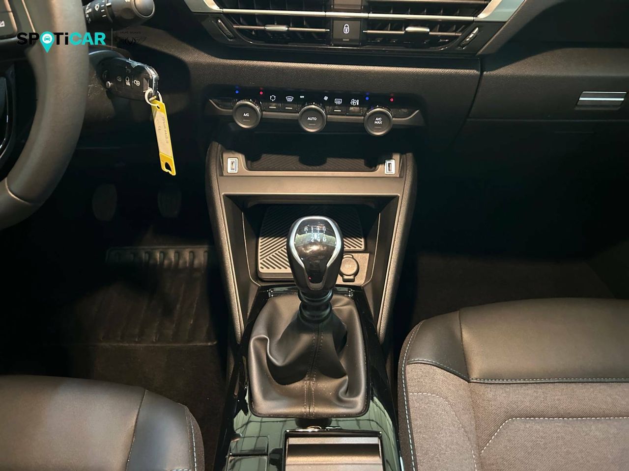 Foto Citroën C4 11