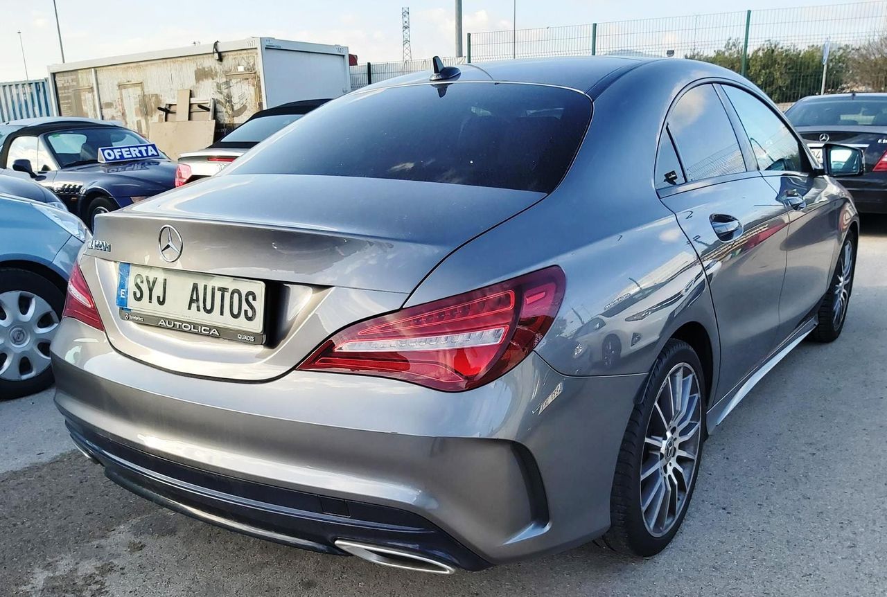 Foto Mercedes-Benz Clase CLA 2