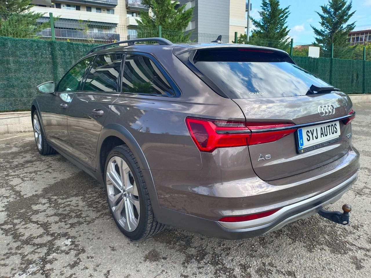 Foto Audi A6 Allroad Quattro 14