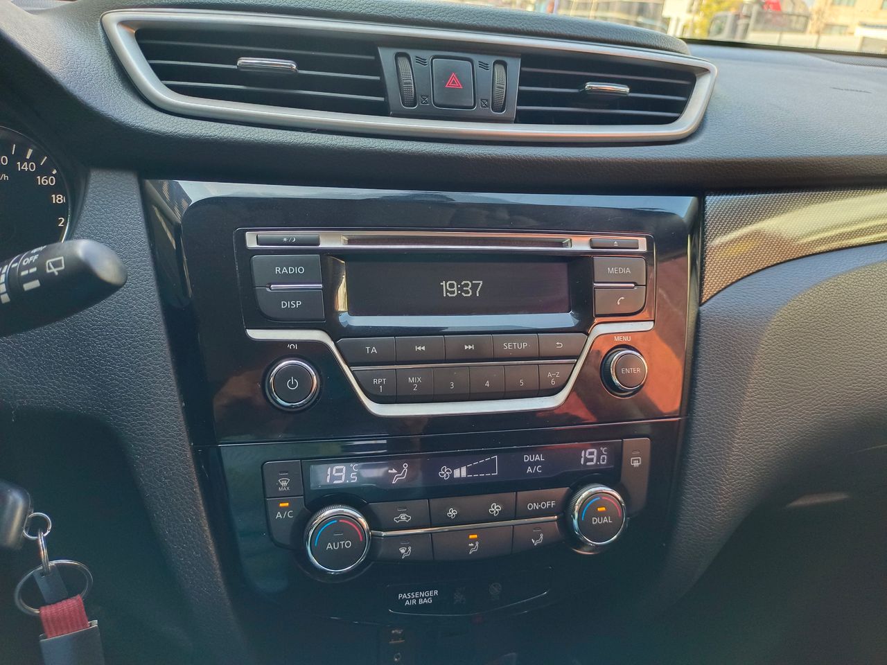 Foto Nissan X-Trail 6
