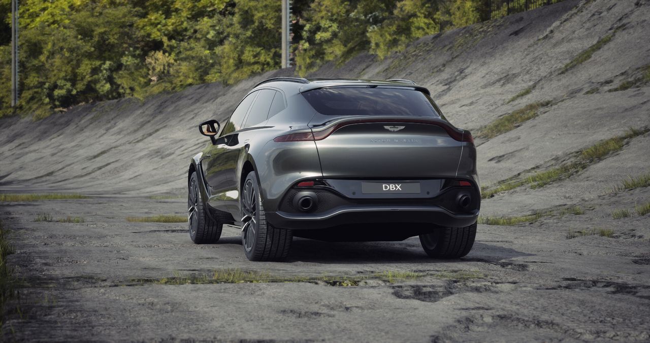 Foto Aston martin DBX 10