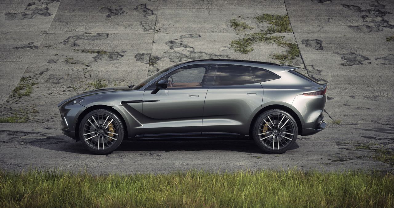 Foto Aston martin DBX 11