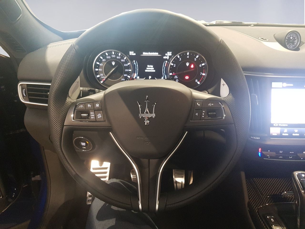 Foto Maserati Levante 12