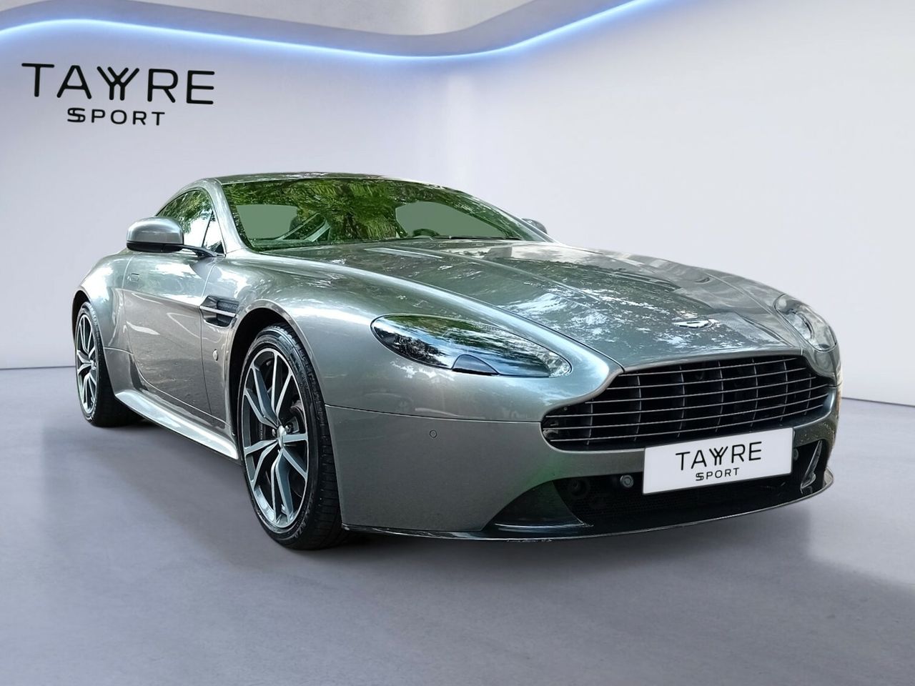 Foto Aston martin Vantage 1