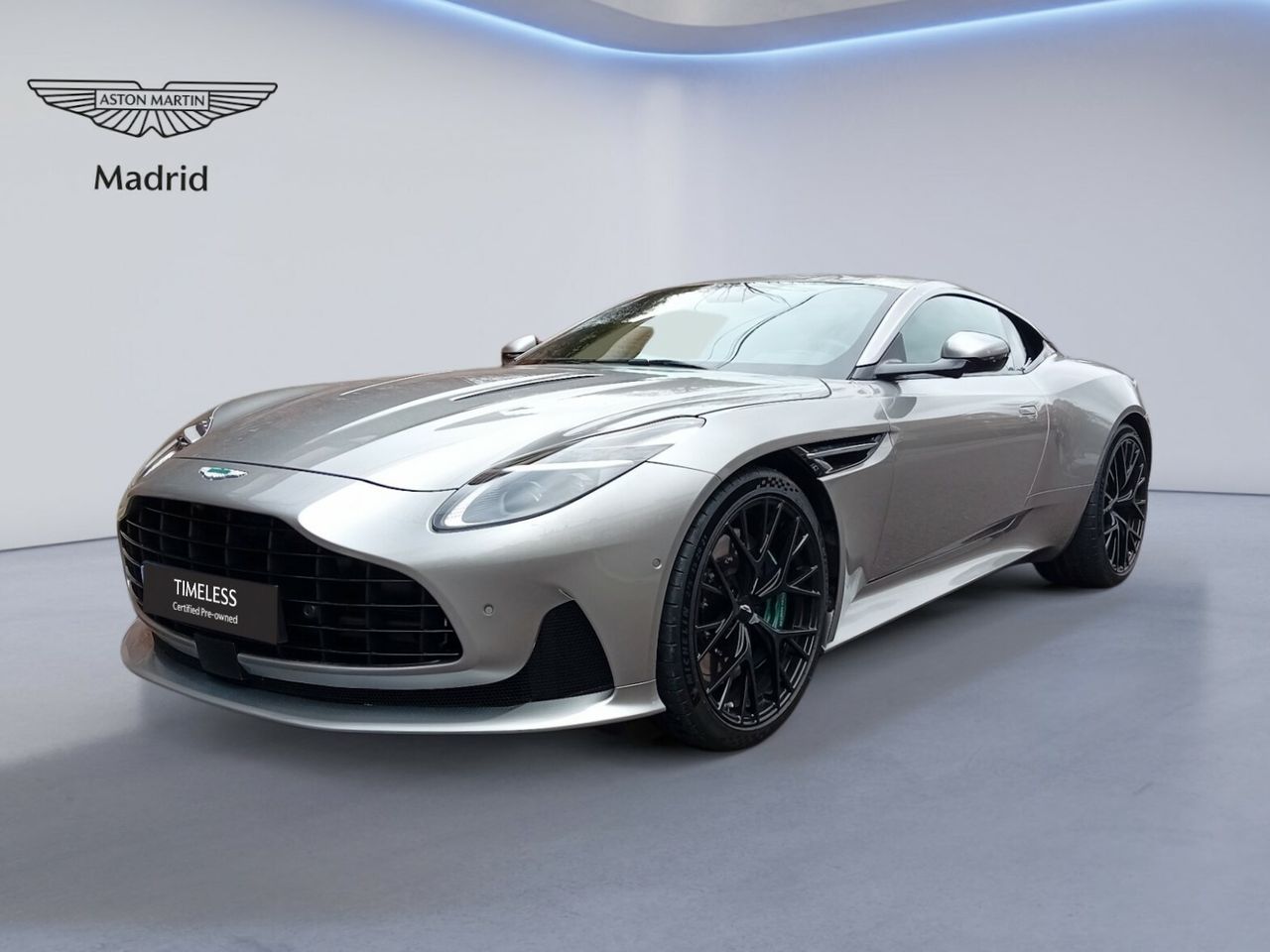 Foto Aston martin DB12 3