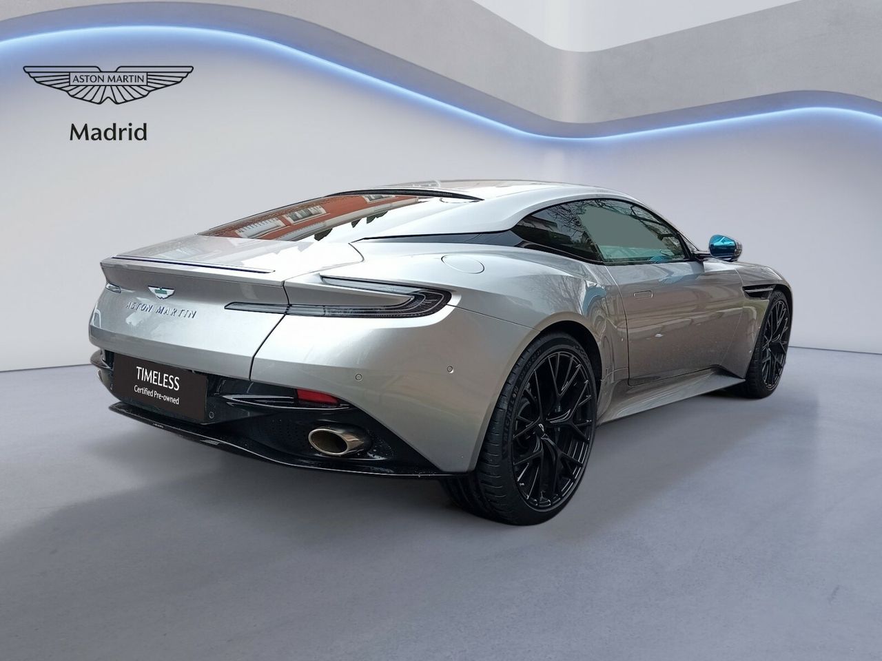 Foto Aston martin DB12 6