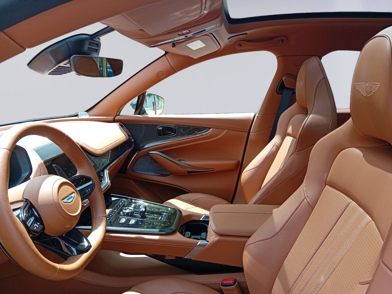 Foto Aston martin DBX 10