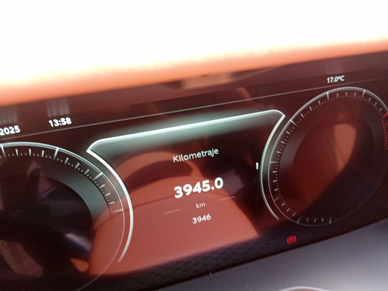 Foto Aston martin DBX 15