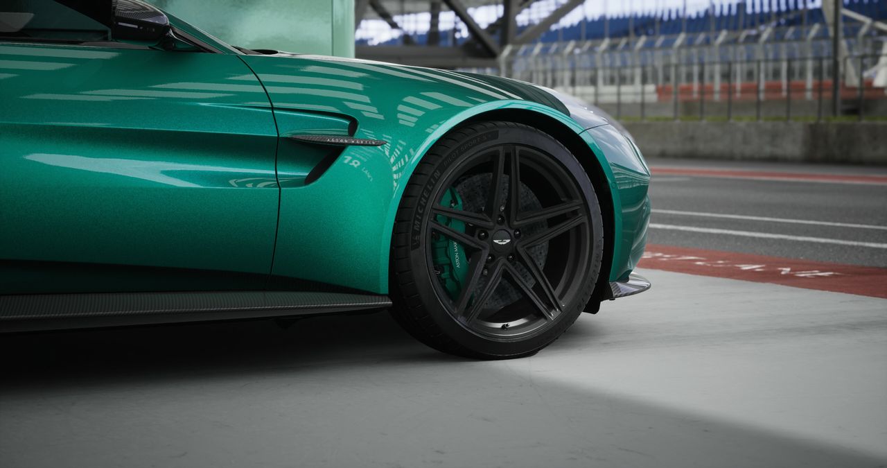 Foto Aston martin Vantage 15