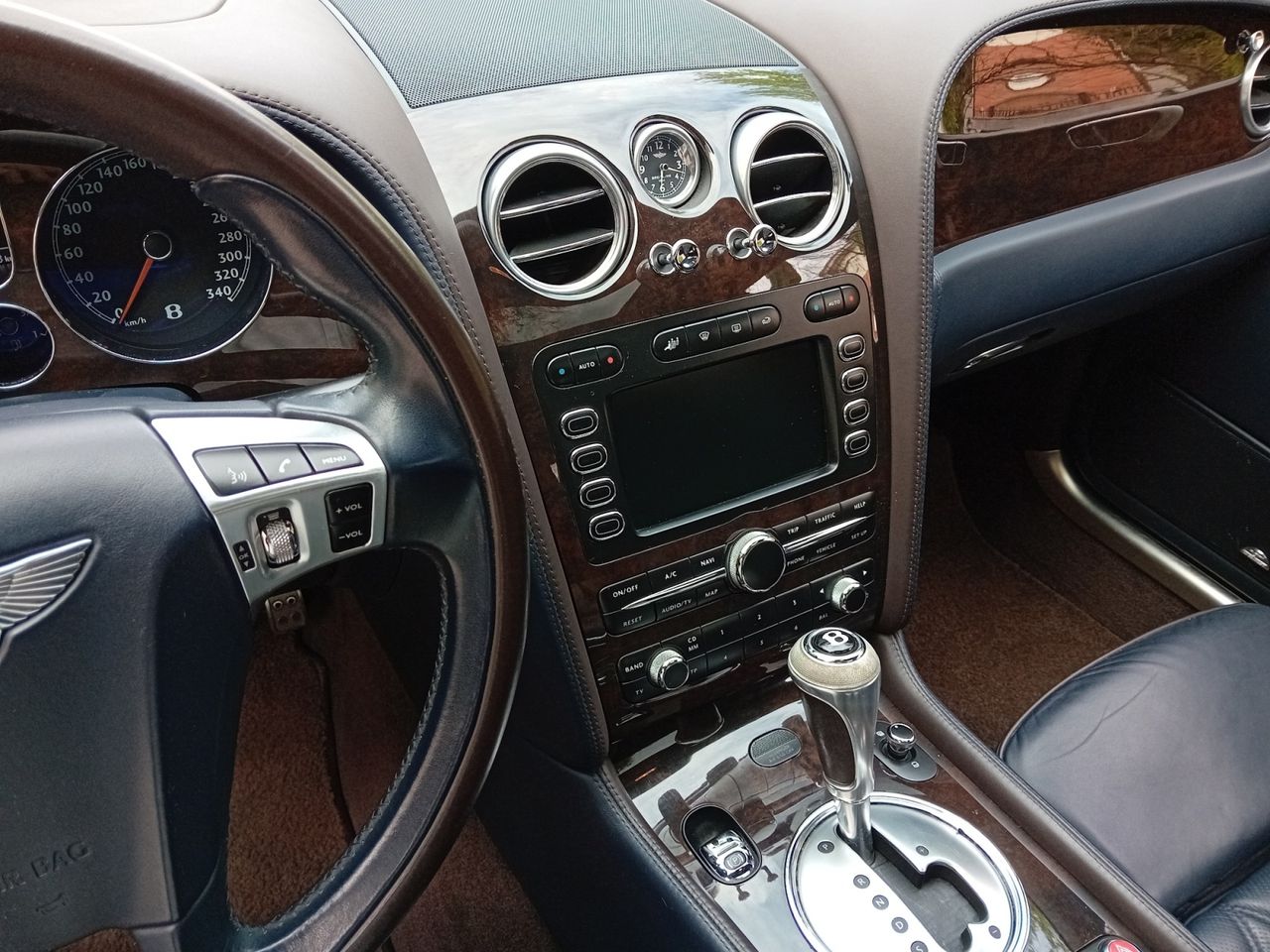 Foto Bentley Flying Spur 11
